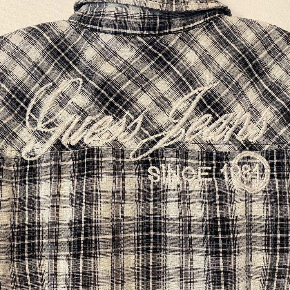 Women's Vintage Guess Western Pearl Snap Black White Blouse SM Embroidered Logo